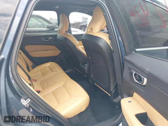 2020 Volvo XC60 Inscription with VIN YV4102DL1L1477942, listed as a IAAI auction lot 42118166 with 48,210 mi miles and . Bid and sale history available at DreamBid. Image 8.