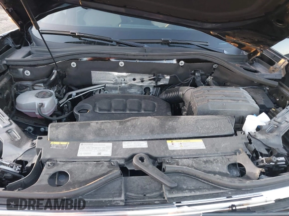 2024 Volkswagen Atlas SE with VIN 1V2JE2CA1RC235989, listed as a IAAI auction lot 41079770 with 9,723 mi miles and . Bid and sale history available at DreamBid. Image 10.