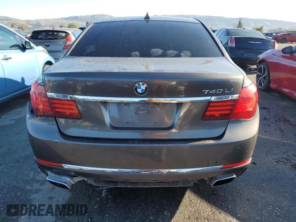 2014 BMW 7 Series 740Li with VIN WBAYE4C57ED137758, listed as a Copart auction lot 42347085 with 121,776 mi miles and Salvage Title. Bid and sale history available at carsss.com. Image 6.