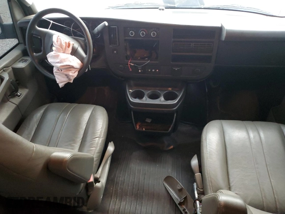 2018 Chevrolet Express Cargo Van with VIN 1GCWGAFP7J1188883, listed as a Copart auction lot 88089515 with 75,036 mi miles and Salvage Title. Bid and sale history available at carsss.com. Image 8.
