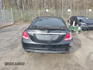 2018 Mercedes-Benz C 300 с VIN WDDWF4KB9JR413830, выставлен на аукционе IAAI как лот 41938545 с пробегом 48 385 миль миль и . История ставок и продаж доступна на DreamBid. Изображение 16.
