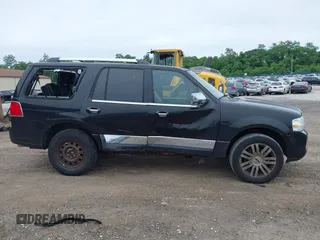 2008 Lincoln Navigator with VIN 5LMFU28578LJ17779, listed as a IAAI auction lot 42609056 with 150,598 mi miles and . Bid and sale history available at DreamBid. Image 13.