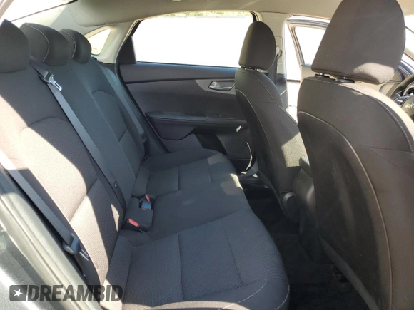 2021 Kia Forte FE with VIN 3KPF24AD5ME401036, listed as a Copart auction lot 54816375 with 124,769 mi miles and Clean Title. Bid and sale history available at DreamBid. Image 10.