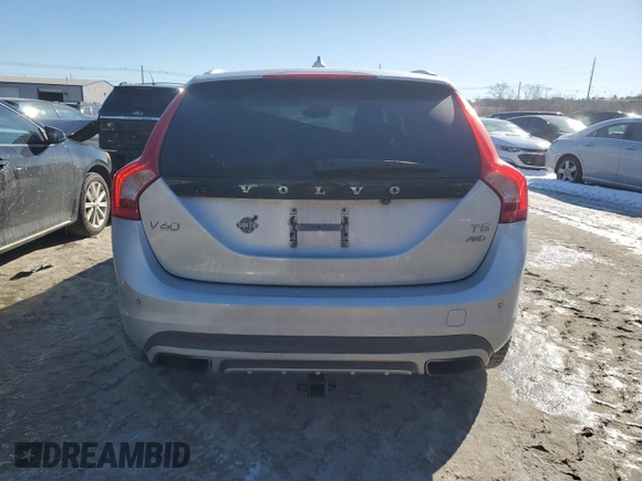 2016 Volvo V60 T5 z VIN YV4612HK1G1008148, wystawiony jako Copart lot #42750955 z przebiegiem 104 415 mil mil oraz Szkoda całkowita • Salvage title. Historia ofert i sprzedaży dostępna na DreamBid. Obrazek 6.