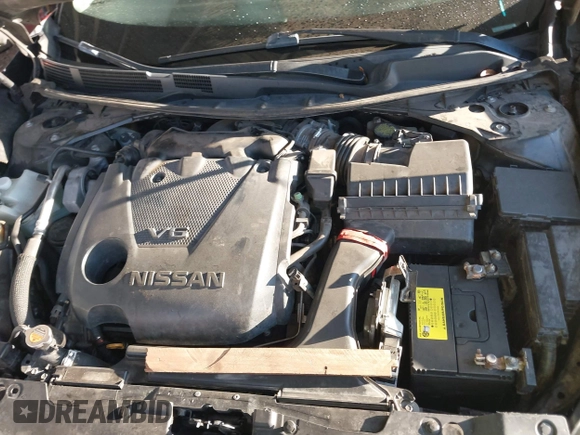 2016 Nissan Maxima SL z VIN 1N4AA6AP5GC382668, wystawiony jako IAAI lot #41451440 z przebiegiem 163 884 mil mil oraz . Historia ofert i sprzedaży dostępna na DreamBid. Obrazek 10.