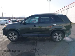 2012 Kia Sorento EX with VIN 5XYKUCA68CG275924, listed as a IAAI auction lot 41623363 with 173,078 mi miles. Bid and sale history available at carsss.com. Image 15.