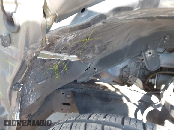 2010 Toyota Tacoma PreRunner with VIN 3TMJU4GNXAM099667, listed as a IAAI auction lot 41530993 with 201,375 mi miles and . Bid and sale history available at DreamBid. Image 19.
