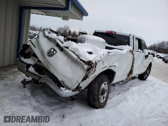2022 Ram 2500 Big Horn z VIN 3C6UR5JL4NG239154, wystawiony jako Copart lot #88372095 z przebiegiem 107 279 mil mil oraz Szkoda całkowita • Salvage title. Historia ofert i sprzedaży dostępna na DreamBid. Obrazek 3.