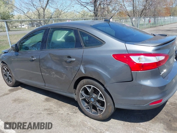 2012 Ford Focus SE with VIN 1FAHP3F25CL335319, listed as a IAAI auction lot 42079047 with 173,443 mi miles. Bid and sale history available at carsss.com. Image 12.