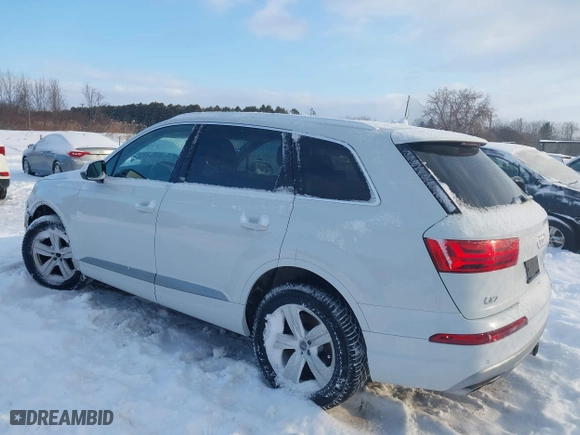 2018 Audi Q7 Premium Plus with VIN WA1LHAF77JD004096, listed as a IAAI auction lot 41376622 with 92,615 mi miles. Bid and sale history available at carsss.com. Image 3.