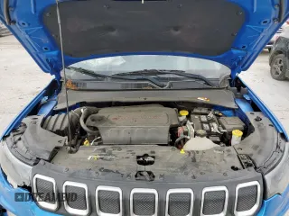 2022 Jeep Compass Latitude z VIN 3C4NJCBB5NT139019, wystawiony jako Copart lot #57121185 z przebiegiem 30 894 mil mil oraz Nie do naprawy • Non repairable. Historia ofert i sprzedaży dostępna na DreamBid. Obrazek 12.