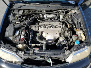 1997 Acura CL z VIN 19UYA1256VL020498, wystawiony jako Copart lot #77040994 z przebiegiem 202 124 mil mil oraz Czysty tytuł • Clean title. Historia ofert i sprzedaży dostępna na DreamBid. Obrazek 11.