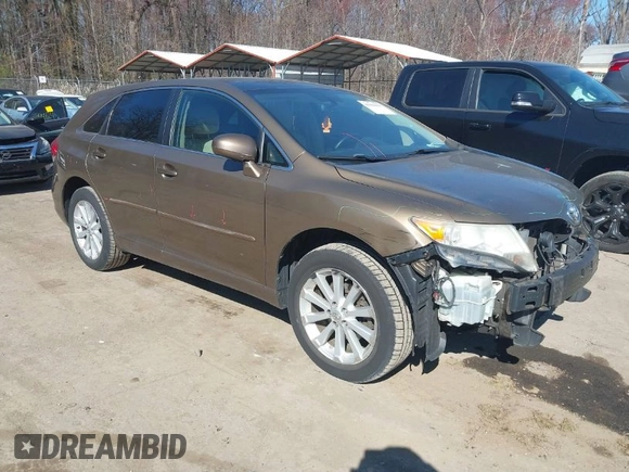 2009 Toyota Venza with VIN 4T3ZE11AX9U002174, listed as a IAAI auction lot 41901031 with 230,619 mi miles. Bid and sale history available at carsss.com. Image 1.