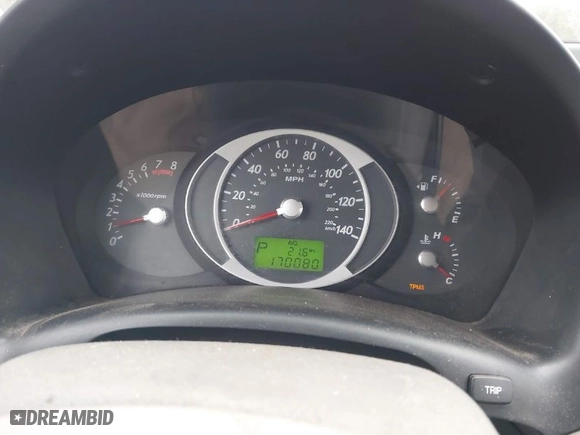 2008 Hyundai Tucson SE with VIN KM8JN72D38U767890, listed as a IAAI auction lot 41940900 with 170,080 mi miles. Bid and sale history available at carsss.com. Image 7.