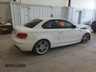 2013 BMW 1 Series 135i with VIN WBAUC9C52DVY60511, listed as a Copart auction lot 61339084 with Not Provided miles and Non Repairable. Bid and sale history available at carsss.com. Image 3.