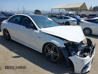 2019 Mercedes-Benz E 53 AMG with VIN WDDZF6BBXKA493065, listed as a IAAI auction lot 42519867 with 53,105 mi miles and . Bid and sale history available at DreamBid. Image 1.