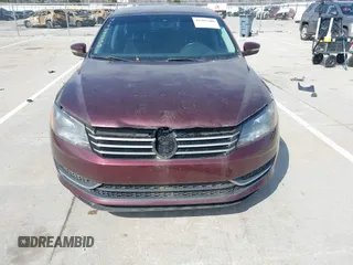 2012 Volkswagen Passat SE z VIN 1VWBH7A31CC076037, wystawiony jako IAAI lot #41905200 z przebiegiem 141 809 mil mil oraz . Historia ofert i sprzedaży dostępna na DreamBid. Obrazek 6.