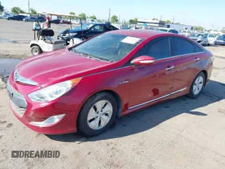 2014 Hyundai Sonata Limited with VIN KMHEC4A46EA113390, listed as a IAAI auction lot 42141026 with 71,414 mi miles and . Bid and sale history available at carsss.com. Image 2.
