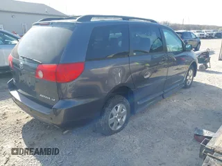 2007 Toyota Sienna CE with VIN 5TDZK23C97S078643, listed as a IAAI auction lot 41991258 with 133,313 mi miles. Bid and sale history available at carsss.com. Image 4.