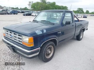 1990 Ford Ranger XLT z VIN 1FTCR10X1LPB26207, wystawiony jako IAAI lot #42306083 z przebiegiem 39 173 mil mil oraz . Historia ofert i sprzedaży dostępna na DreamBid. Obrazek 2.