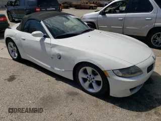 2007 BMW Z4 3.0i with VIN 4USBU33587LW70632, listed as a Copart auction lot 51910635 with 198,700 mi miles and Clean Title. Bid and sale history available at carsss.com. Image 4.