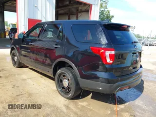 2017 Ford Police Interceptor Utility with VIN 1FM5K8AT9HGB55149, listed as a IAAI auction lot 40735884 with 76,648 mi miles and . Bid and sale history available at DreamBid. Image 3.