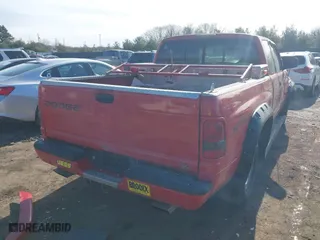 1998 Dodge Ram 1500 with VIN 3B7HC12Y2WM280819, listed as a IAAI auction lot 41525706 with 148,313 mi miles. Bid and sale history available at carsss.com. Image 4.