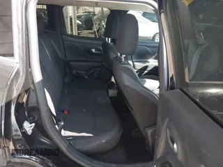 2017 Jeep Renegade Latitude with VIN ZACCJBBBXHPG58497, listed as a IAAI auction lot 41550493 with 137,360 mi miles. Bid and sale history available at carsss.com. Image 8.