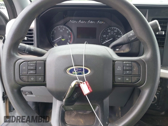 2023 Ford F-250 XL с VIN 1FT7W2BA6PEC73116, выставлен на аукционе IAAI как лот 42595189 с пробегом 15 778 миль миль и . История ставок и продаж доступна на DreamBid. Изображение 11.