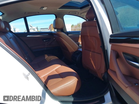 2015 BMW 5 Series 528i xDrive with VIN WBA5A7C54FD627334, listed as a IAAI auction lot 41904365 with 144,316 mi miles and . Bid and sale history available at DreamBid. Image 8.