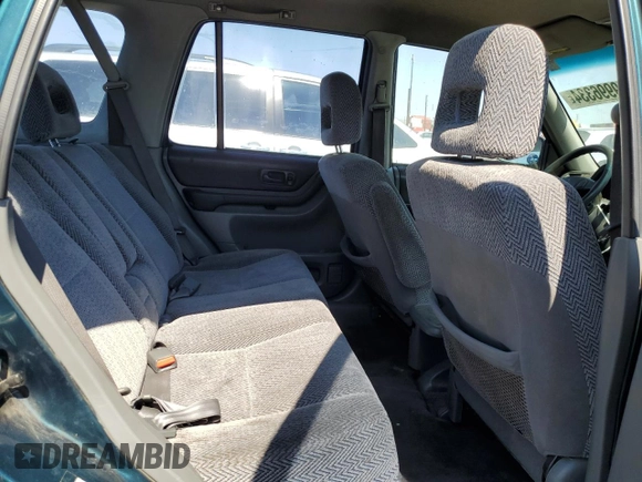 1997 Honda CR-V with VIN JHLRD1858VC057492, listed as a Copart auction lot 59996334 with 209,965 mi miles and Salvage Title. Bid and sale history available at carsss.com. Image 10.