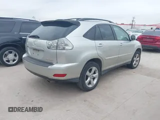2007 Lexus RX 350 with VIN JTJGK31U270006689, listed as a IAAI auction lot 41638323 with 210,381 mi miles. Bid and sale history available at carsss.com. Image 4.