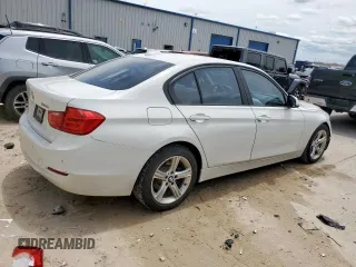 2014 BMW 3 Series 320i z VIN WBA3B1C57EP679989, wystawiony jako Copart lot #56383665 z przebiegiem 125 617 mil mil oraz Szkoda całkowita • Salvage title. Historia ofert i sprzedaży dostępna na DreamBid. Obrazek 3.