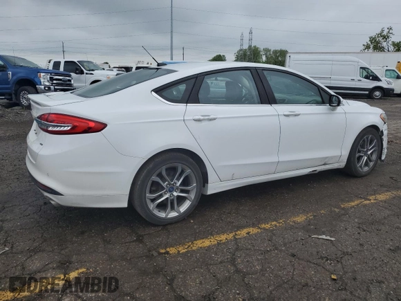 2017 Ford Fusion SE z VIN 3FA6P0H72HR241423, wystawiony jako Copart lot #56777945 z przebiegiem 105 223 mil mil oraz Czysty tytuł • Clean title. Historia ofert i sprzedaży dostępna na DreamBid. Obrazek 3.