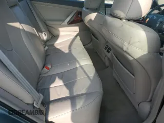 2010 Toyota Camry z VIN 4T1BF3EK6AU520910, wystawiony jako Copart lot #55771985 z przebiegiem 157 920 mil mil oraz Szkoda całkowita • Salvage title. Historia ofert i sprzedaży dostępna na DreamBid. Obrazek 10.