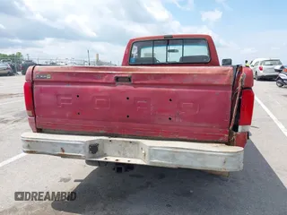 1989 Ford F-150 with VIN 1FTEF14N0KLA44582, listed as a IAAI auction lot 42108560 with 622 mi miles. Bid and sale history available at carsss.com. Image 14.