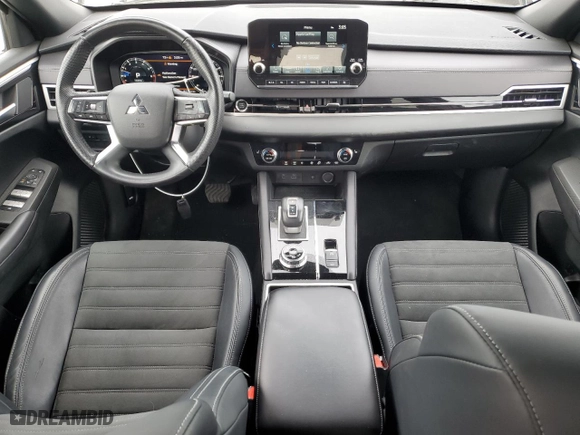 2024 Mitsubishi Outlander SE with VIN JA4J4VA89RZ033141, listed as a Copart auction lot 50378195 with 16,221 mi miles and Salvage Title. Bid and sale history available at carsss.com. Image 8.