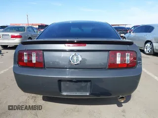 2007 Ford Mustang Deluxe with VIN 1ZVHT80N375355775, listed as a IAAI auction lot 41550537 with Not Provided miles. Bid and sale history available at carsss.com. Image 15.