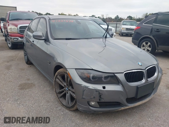 2011 BMW 3 Series 328i xDrive with VIN WBAPK7G55BNN86328, listed as a IAAI auction lot 41221578 with 219,388 mi miles. Bid and sale history available at carsss.com. Image 1.