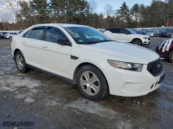 2013 Ford Sedan Police Interceptor with VIN 1FAHP2M83DG169748, listed as a Copart auction lot 43063495 with 136,881 mi miles and Non Repairable. Bid and sale history available at carsss.com. Image 4.