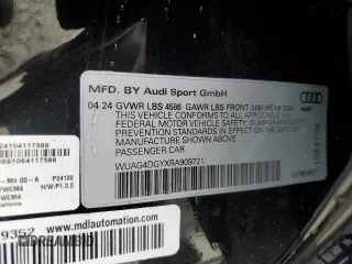 2024 Audi RS 3 z VIN WUAG4DGYXRA909721, wystawiony jako Copart lot #89262995 z przebiegiem 2235 mil mil oraz Szkody całkowita. Historia ofert i sprzedaży dostępna na DreamBid. Obrazek 14.