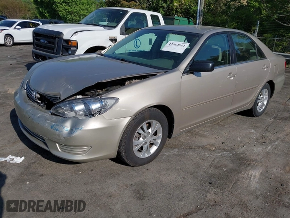 2005 Toyota Camry LE with VIN 4T1BF32K35U611949, listed as a IAAI auction lot 42062852 with 146,578 mi miles and . Bid and sale history available at DreamBid. Image 2.