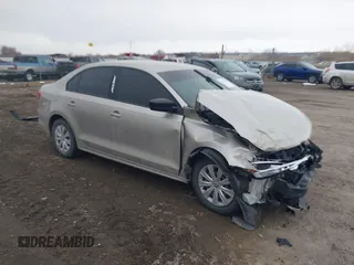 2013 Volkswagen Jetta S с VIN 3VW2K7AJ9DM242868, выставлен на аукционе IAAI как лот 41473000 с пробегом 133 697 миль миль и . История ставок и продаж доступна на DreamBid. Изображение 1.