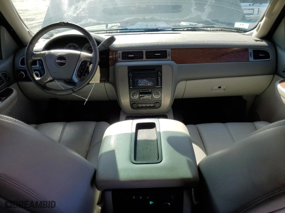 2008 GMC Yukon SLT w/4SA with VIN 1GKFK13068J179497, listed as a Copart auction lot 42866485 with 170,406 mi miles and Clean Title. Bid and sale history available at carsss.com. Image 8.