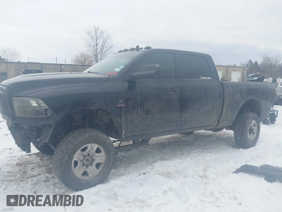 2014 Ram 2500 Laramie with VIN 3C6UR5FL7EG207923, listed as a IAAI auction lot 41341666 with 241,587 mi miles. Bid and sale history available at carsss.com. Image 18.
