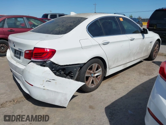 2012 BMW 5 Series 528i z VIN WBAXG5C53CDY29864, wystawiony jako IAAI lot #42339300 z przebiegiem Nie podano mil oraz . Historia ofert i sprzedaży dostępna na DreamBid. Obrazek 4.