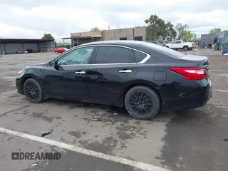 2017 Nissan Altima S z VIN 1N4AL3AP7HC473175, wystawiony jako IAAI lot #41980323 z przebiegiem 162 100 mil mil oraz . Historia ofert i sprzedaży dostępna na DreamBid. Obrazek 14.