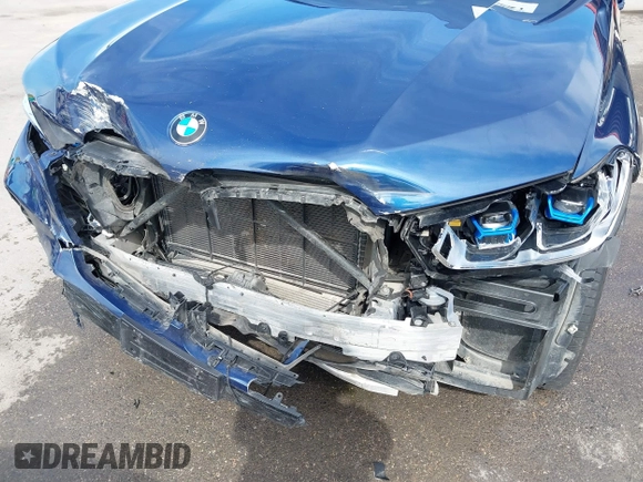 2022 BMW X5 xDrive40i with VIN 5UXCR6C05N9K88827, listed as a IAAI auction lot 41823531 with 66,021 mi miles and . Bid and sale history available at DreamBid. Image 6.