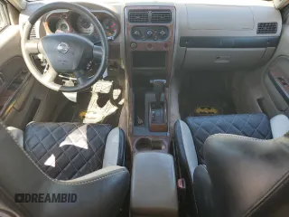 2004 Nissan Frontier XE z VIN 1N6ED29X94C473256, wystawiony jako Copart lot #57796125 z przebiegiem 306 316 mil mil oraz Czysty tytuł • Clean title. Historia ofert i sprzedaży dostępna na DreamBid. Obrazek 8.