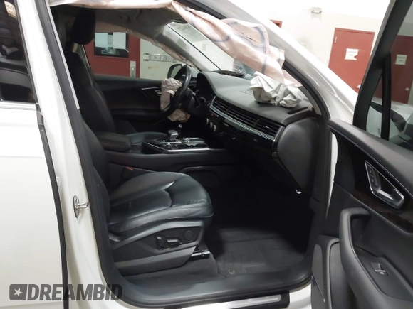 2018 Audi Q7 Premium Plus with VIN WA1LAAF73JD028903, listed as a IAAI auction lot 42044235 with 113,033 mi miles and . Bid and sale history available at DreamBid. Image 5.